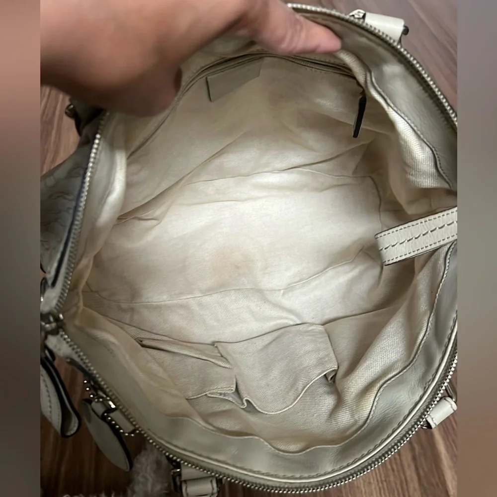 A 236 - 💯% authentic Gucci shoulder bag - Picture 13 of 16